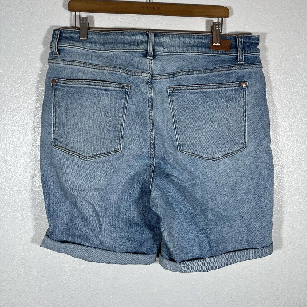 Judy Blue High Rise Distressed‎ Jean Shorts Stretch Women’s 3XL Light Wash - Picture 3 of 9